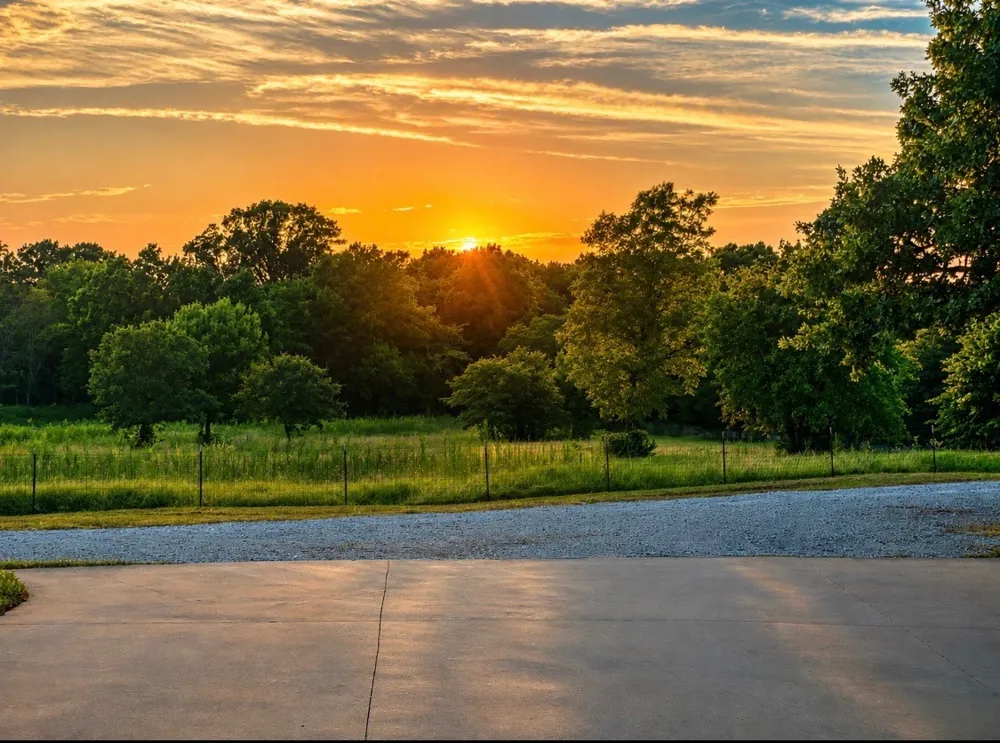 3288 County Road 136 Whitesboro, TX 76273