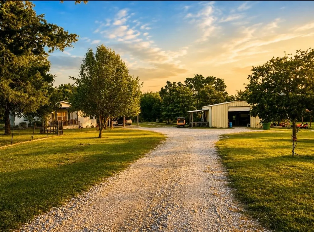 3288 County Road 136 Whitesboro, TX 76273