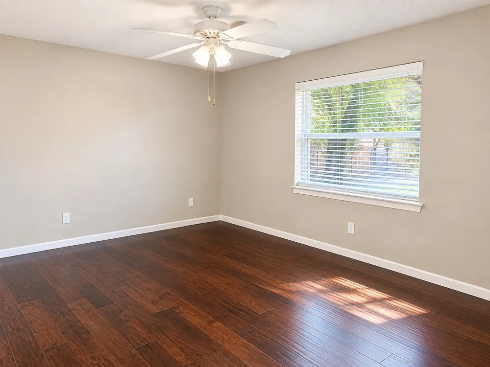 3313 Lakeview Drive Grapevine, TX 76051