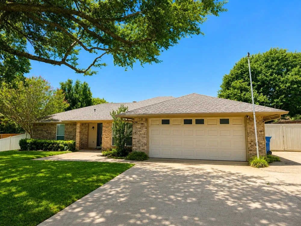 3313 Lakeview Drive Grapevine, TX 76051