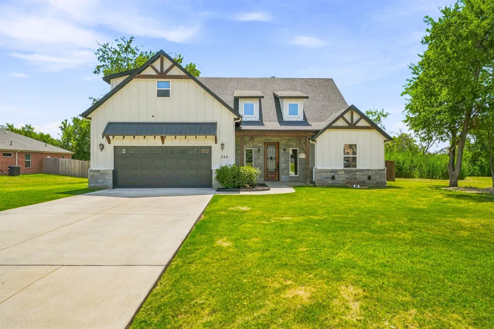 545 Mckittrick Court Godley, TX 76044