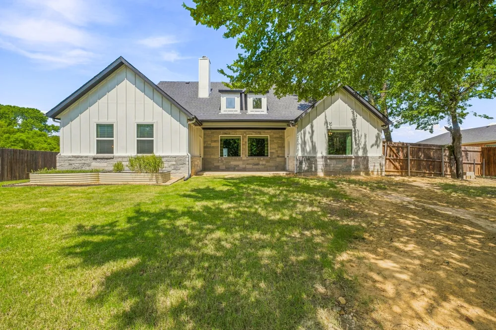 545 Mckittrick Court Godley, TX 76044