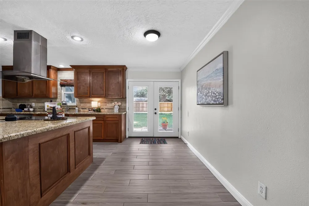 10407 Winding Trail Road La Porte, TX 77571