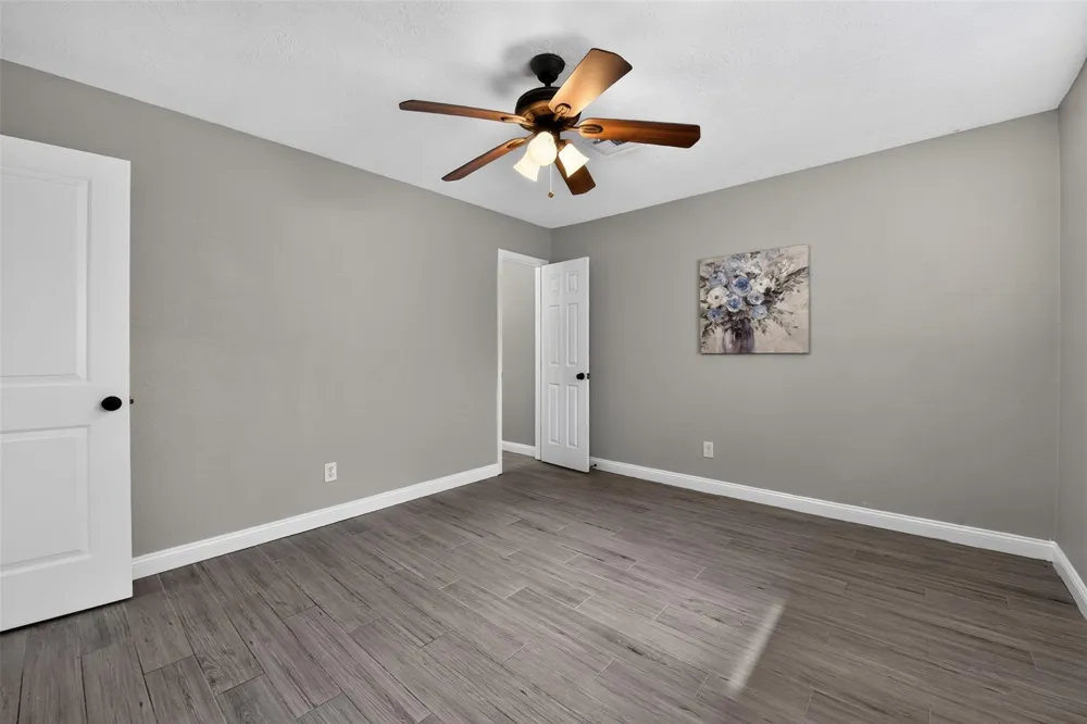 10407 Winding Trail Road La Porte, TX 77571