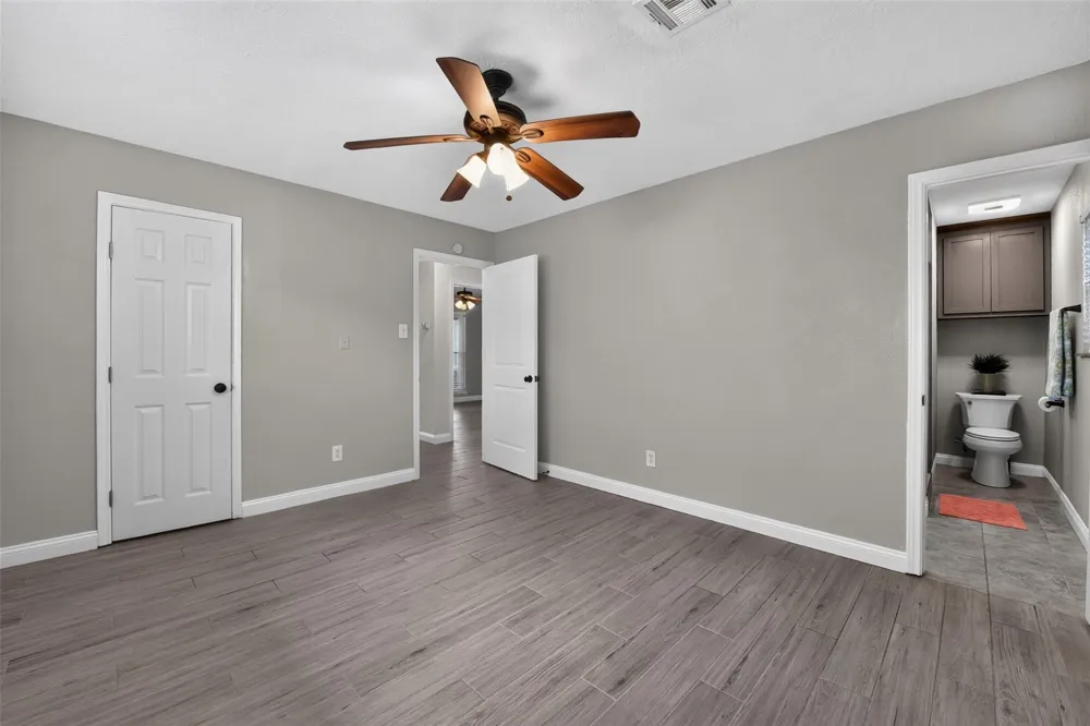 10407 Winding Trail Road La Porte, TX 77571