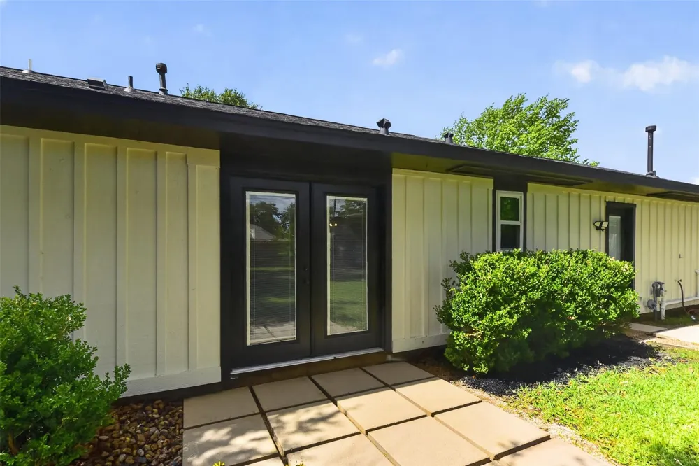 10407 Winding Trail Road La Porte, TX 77571