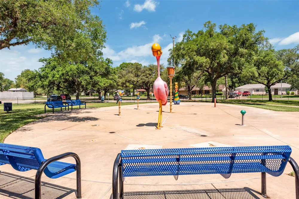 10407 Winding Trail Road La Porte, TX 77571