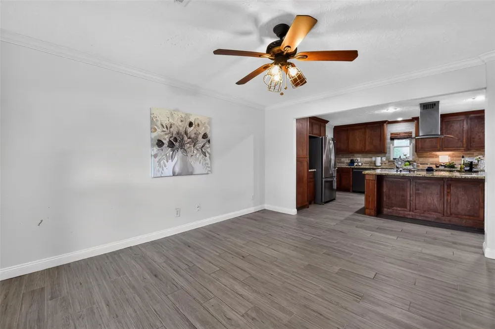 10407 Winding Trail Road La Porte, TX 77571