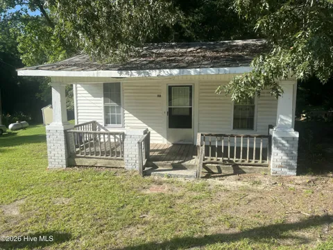 112 W Cedar Street