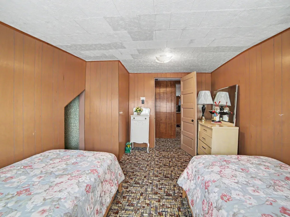 511 W Ludington Avenue Ludington City, MI 49431