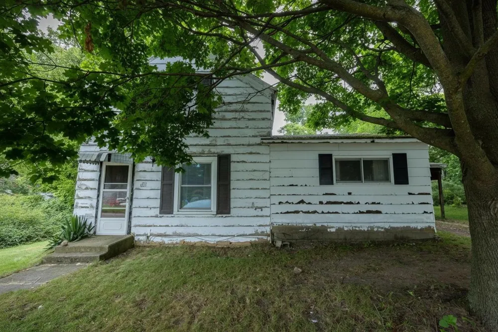 55 Grant Street Shelby Village, MI 49455