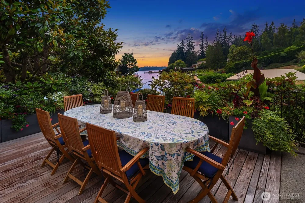 3135 Hunts Point Circle Hunts Point, WA 98004