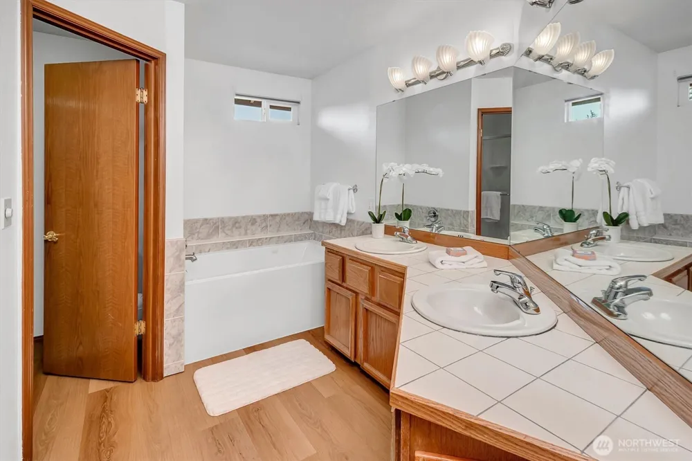 2403 238th Place SE Bothell, WA 98021