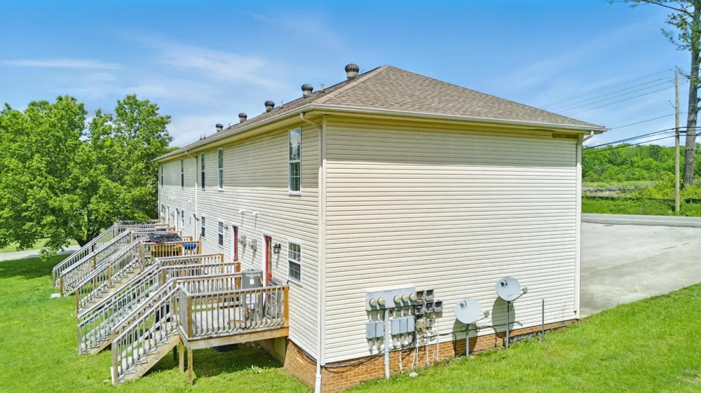 2861 Michigan Ave Road NE Cleveland, TN 37323