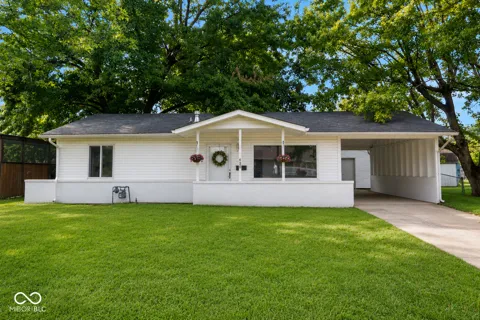 638 Sweetbriar Avenue