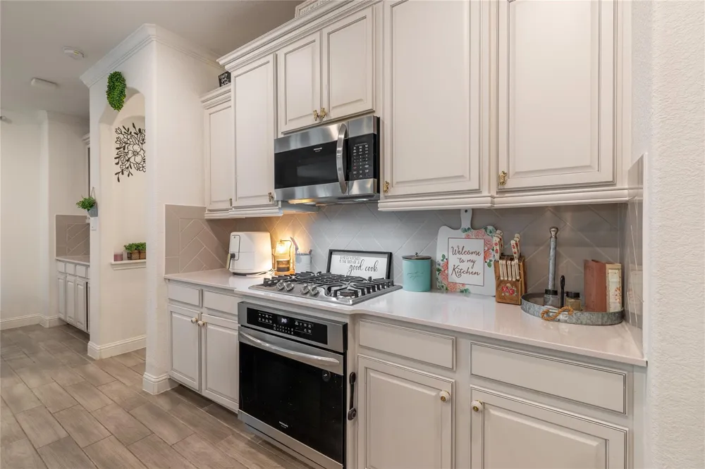 30406 Aster Brook Drive Brookshire, TX 77423