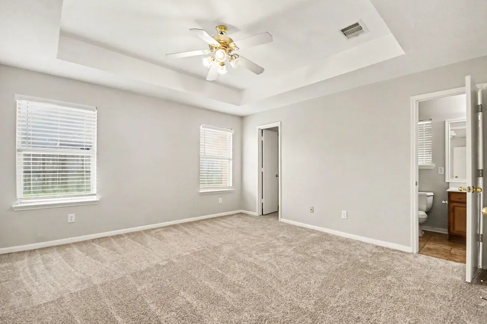 1502 Chandler Park Lane Fresno, TX 77545