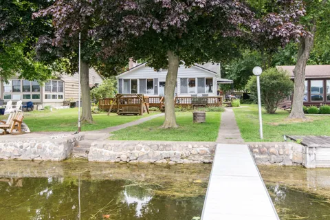 11256 Algonquin Drive