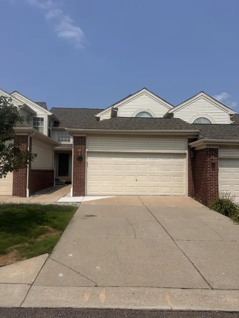 2514 Boulder Lane