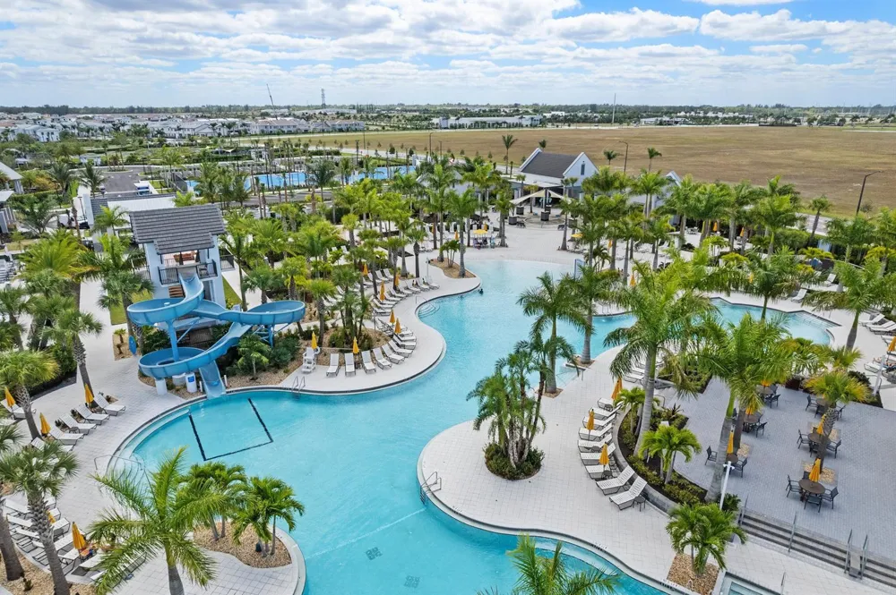 4147 S Longwood Lake Square Westlake, FL 33470