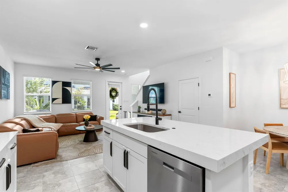 4147 S Longwood Lake Square Westlake, FL 33470