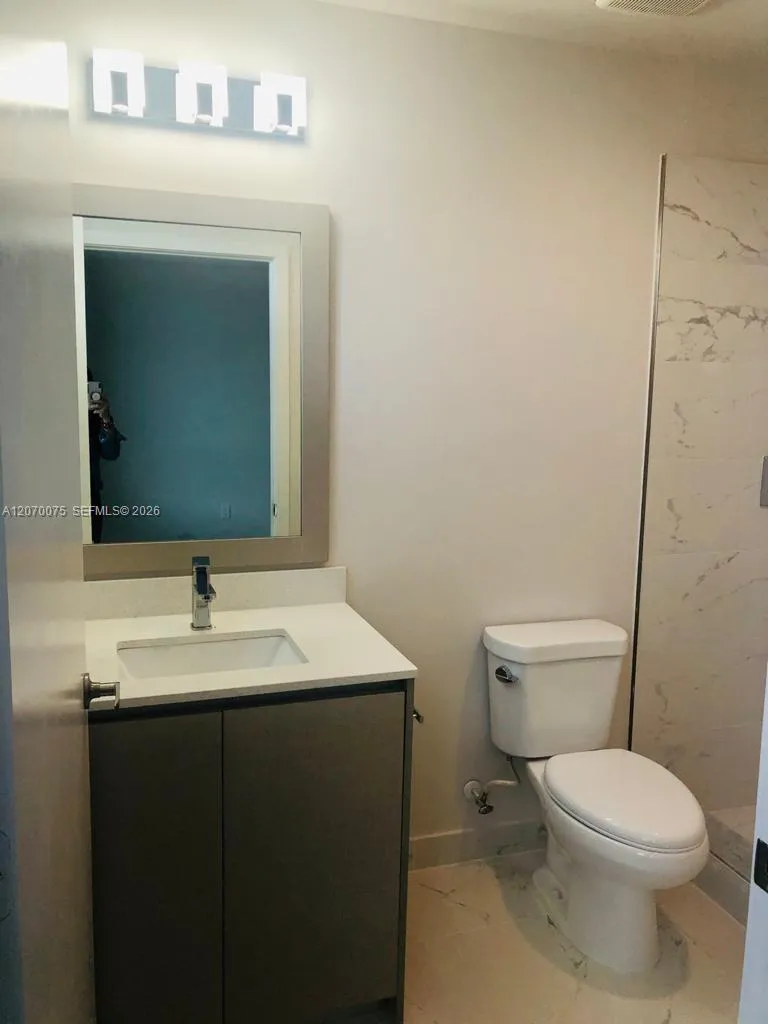 2505 NE 193 St #4206 Aventura, FL 33180