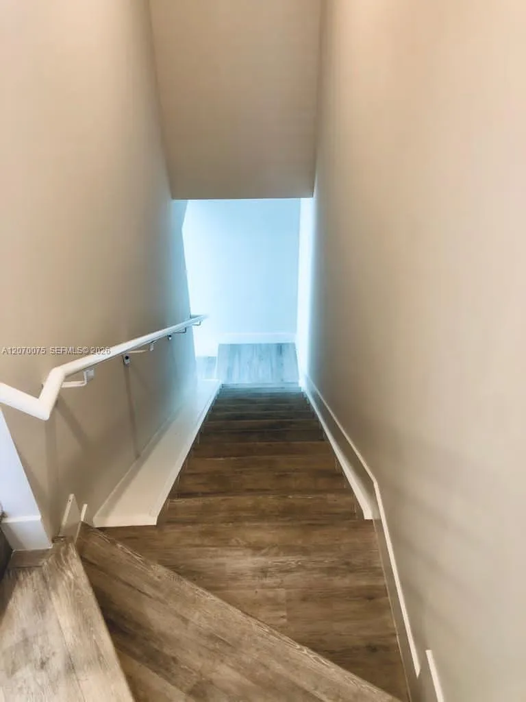 2505 NE 193 St #4206 Aventura, FL 33180