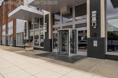 411 S Old Woodward Avenue #1011