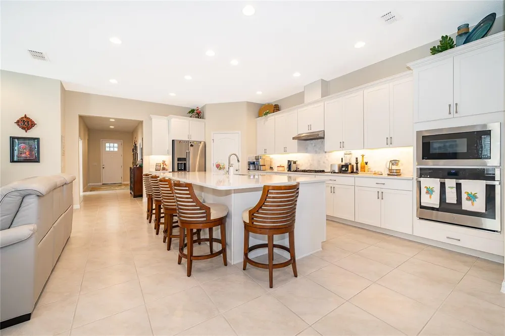 7789 FOUR SEASONS BOULEVARD Kissimmee, FL 34747
