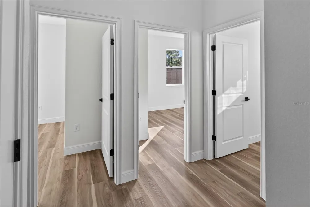 1852 W QUAKER LANE Citrus Springs, FL 34434