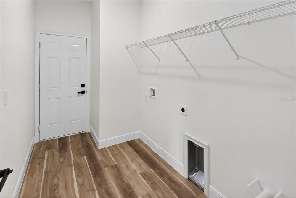1852 W QUAKER LANE Citrus Springs, FL 34434