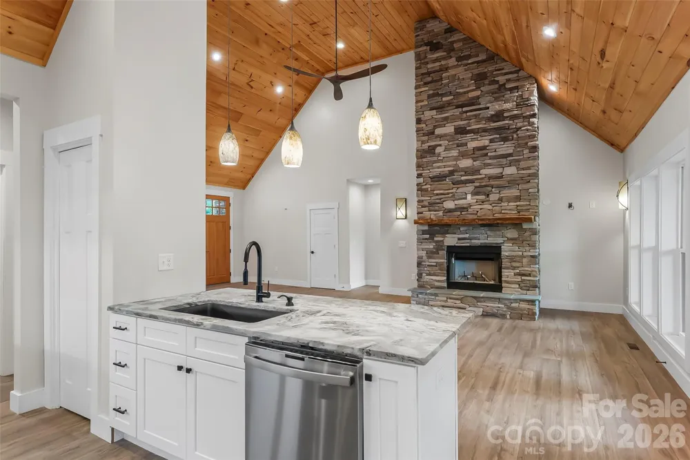 44 Valley View Drive Marion, NC 28752