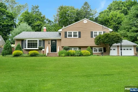 60 Sunnyside Road