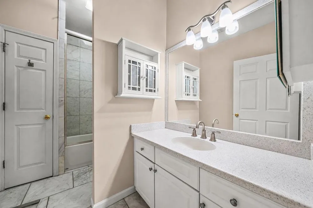 612 Manor Way Cartersville, GA 30120