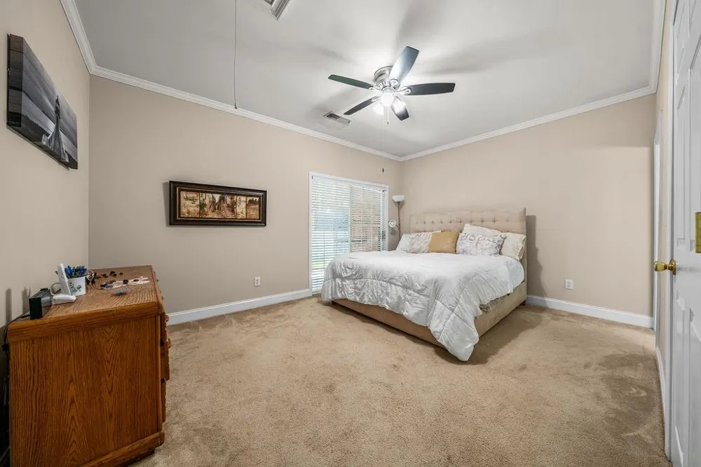 612 Manor Way Cartersville, GA 30120