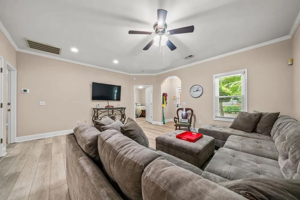 612 Manor Way Cartersville, GA 30120