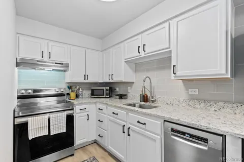 1350 Josephine Street #203