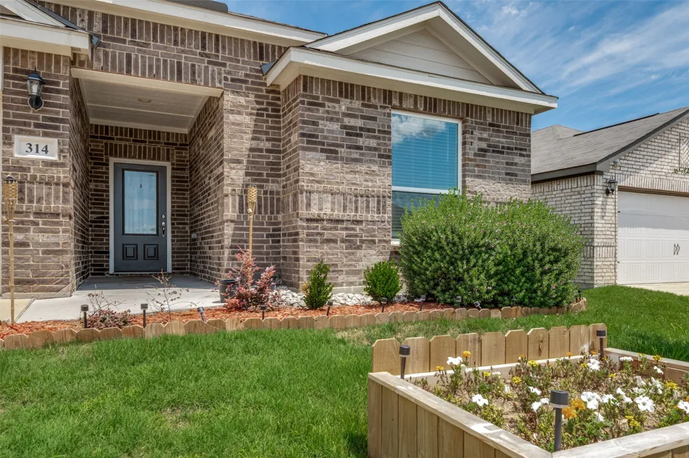 314 Condie Russell Avenue Venus, TX 76084