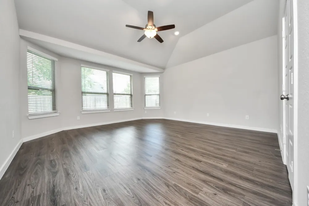 4707 Great Acre Lane Fresno, TX 77545