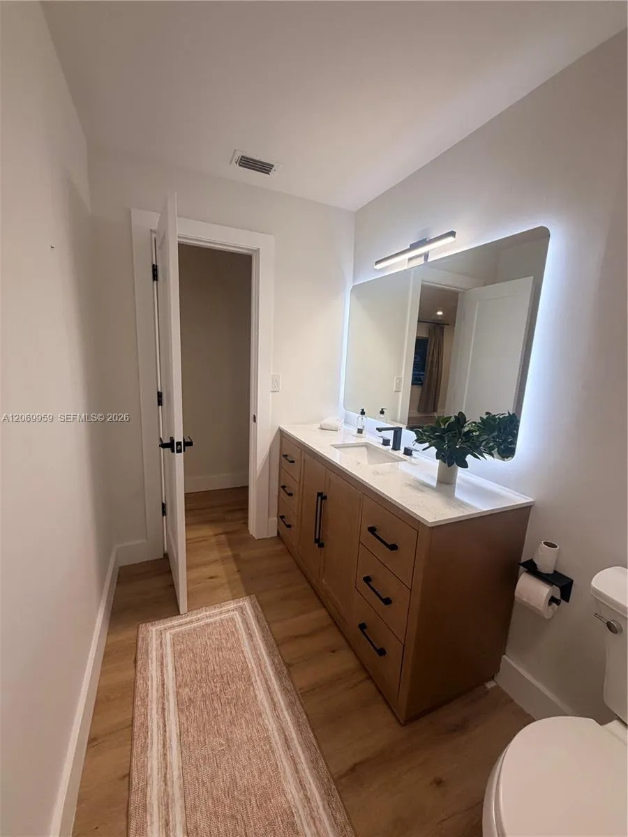 18608 SW 93rd Pl Cutler Bay, FL 33157