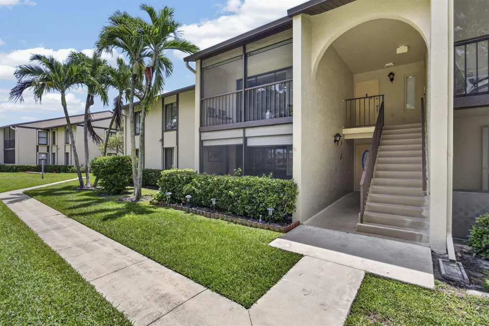 820 Sky Pine Way #H2 