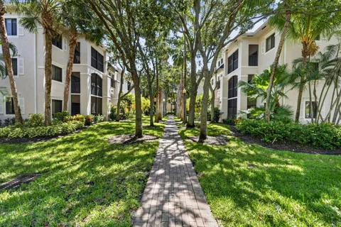 3022 ALCAZAR PLACE #301