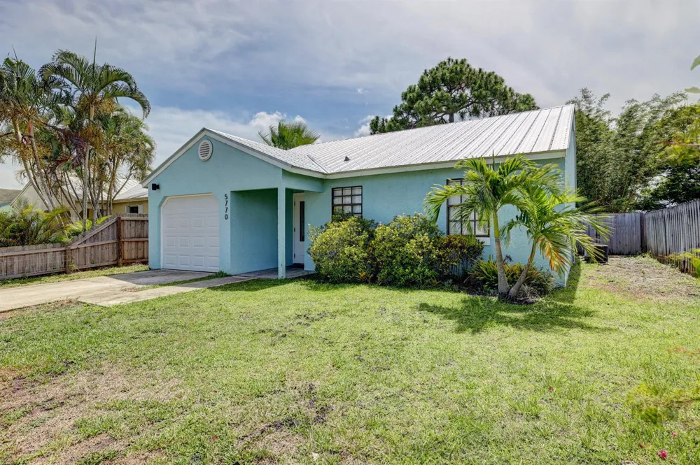 5770 SE WILSIE DRIVE Stuart, FL 34997