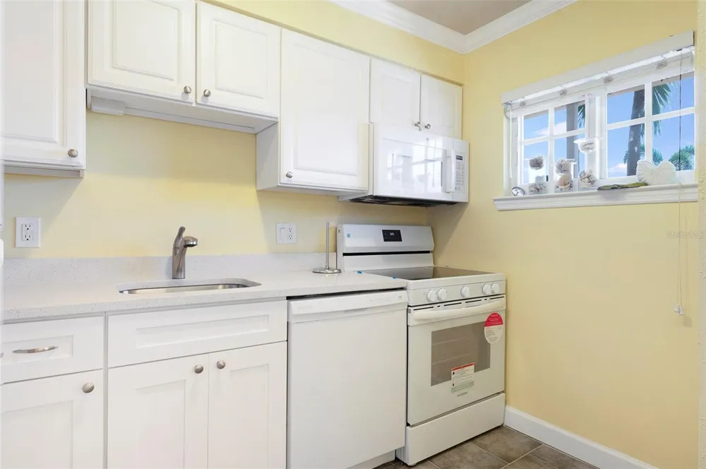 19417 GULF BOULEVARD #E109 Indian Rocks Beach, FL 33785
