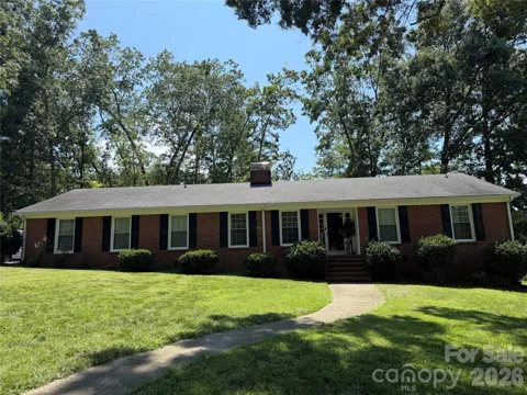1110 Oak Hill Drive