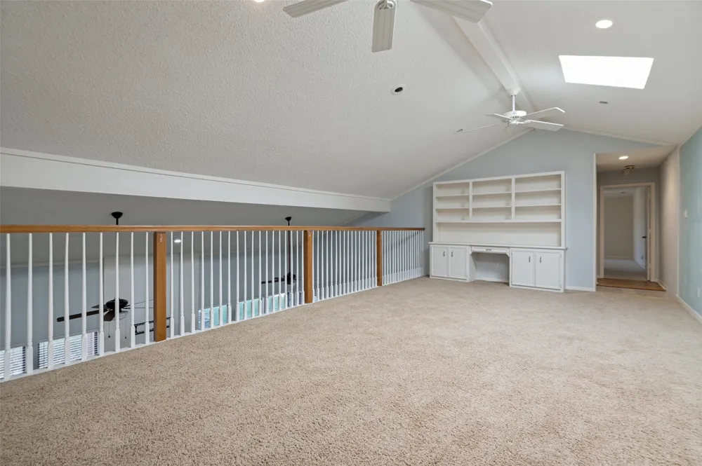 9 Country Lake Drive Carrollton, TX 75006