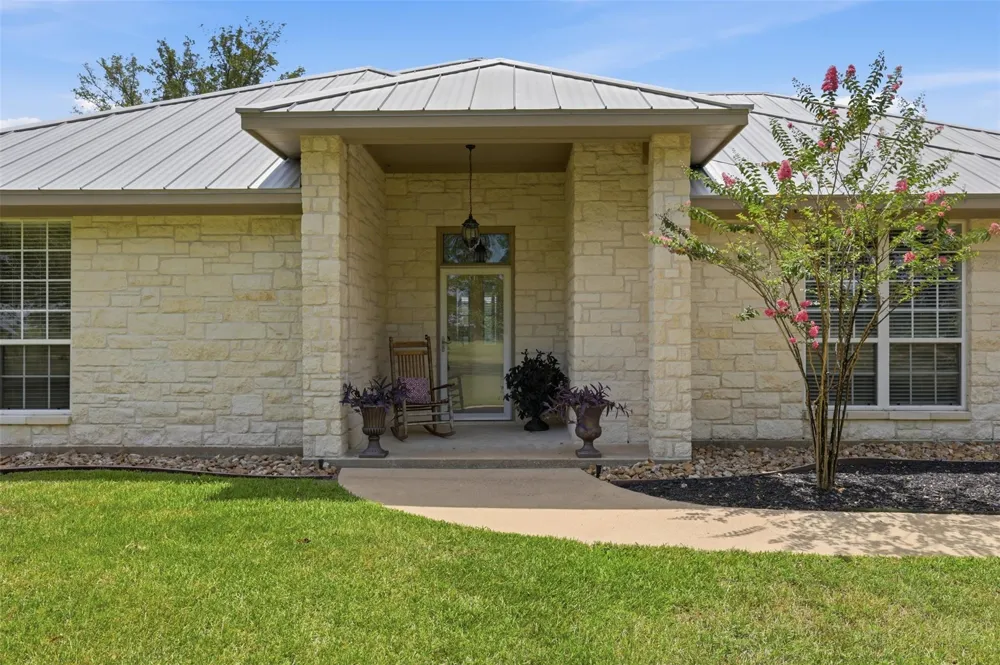 11430 Long Trussel Road Bryan, TX 77808