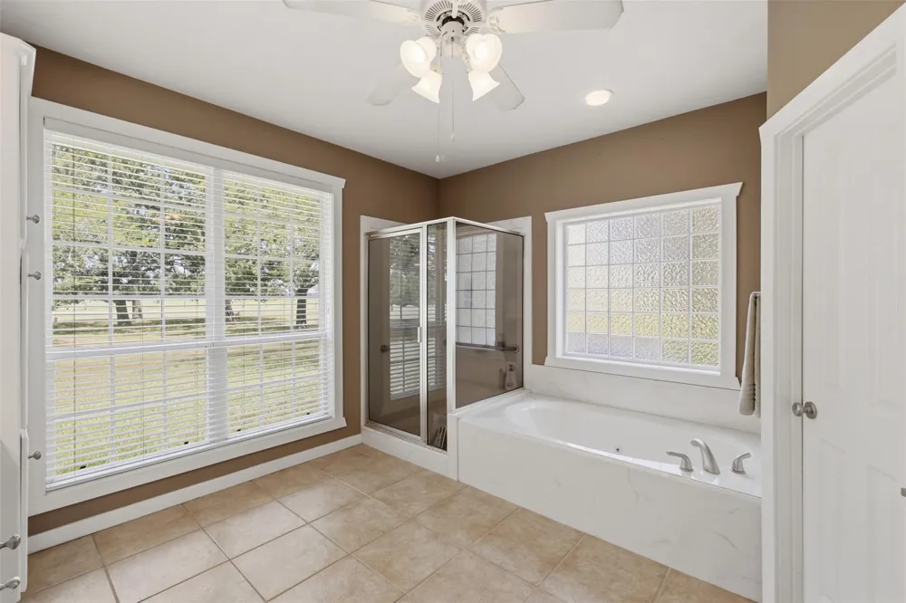 11430 Long Trussel Road Bryan, TX 77808