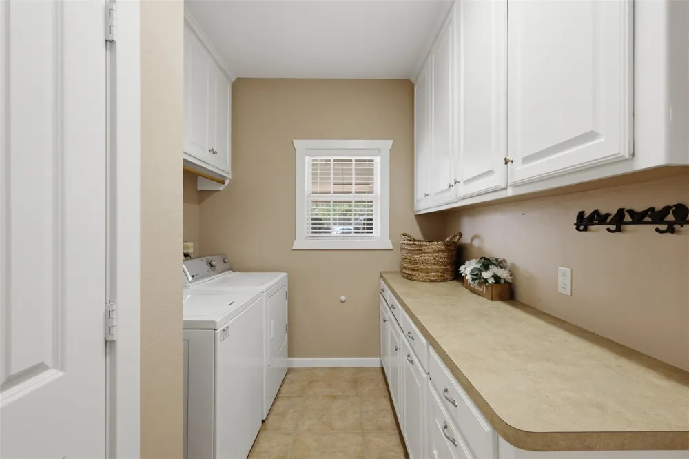 11430 Long Trussel Road Bryan, TX 77808