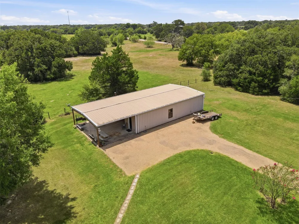 11430 Long Trussel Road Bryan, TX 77808